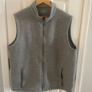 Vineyard Vines Men's Heather Gray Vest